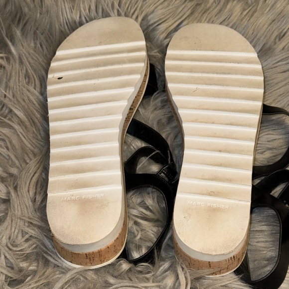 EUC Marc Fisher Grandie Treaded Flatform Wedge Sandals Black Size 9 - Picture 8 of 8